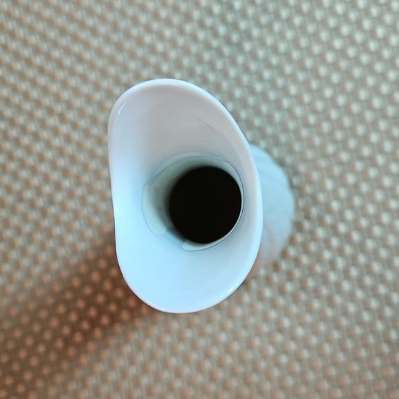 Vintage Small Vase Grapes Leaves Porcelain - Picture 4 of 5